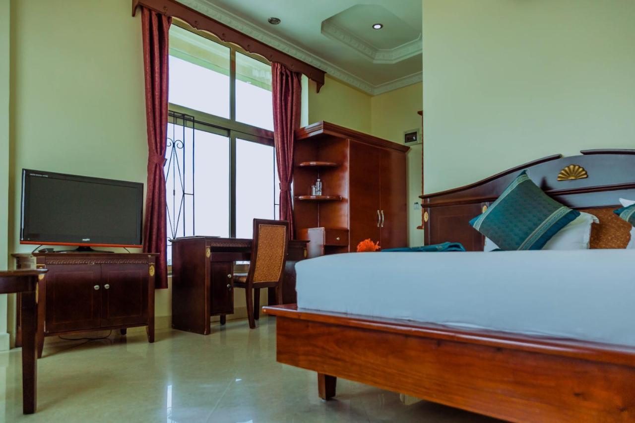 Greenlight Hotel Дар-эс-Саламе Экстерьер фото